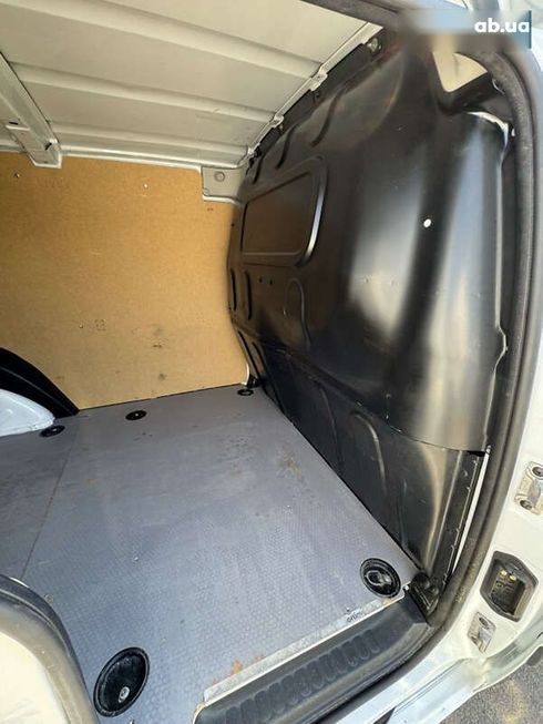 Renault Kangoo 2021 - фото 24