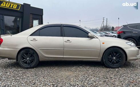 Toyota Camry 2004 - фото 8