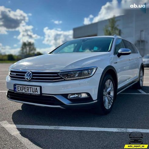 Volkswagen passat alltrack 2018 - фото 7