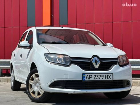 Renault Logan 2016 - фото 9