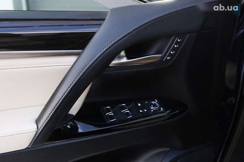 Lexus LX 2016 - фото 27