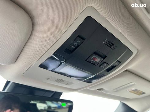 Lexus UX 2019 белый - фото 41