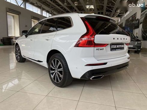 Volvo XC60 2020 - фото 15