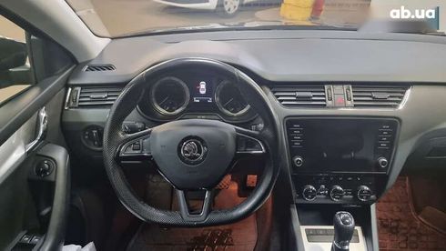 Skoda Octavia 2020 - фото 9