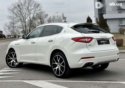 Maserati Levante 2017 - фото 10
