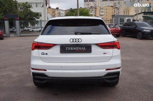 Audi Q3 2023 - фото 6