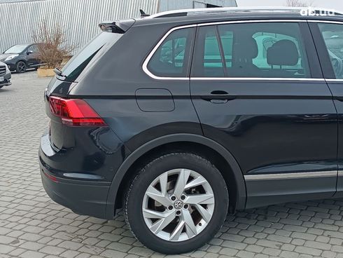 Volkswagen Tiguan 2019 черный - фото 9