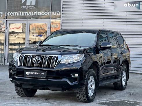 Toyota Land Cruiser Prado 2019 - фото 6