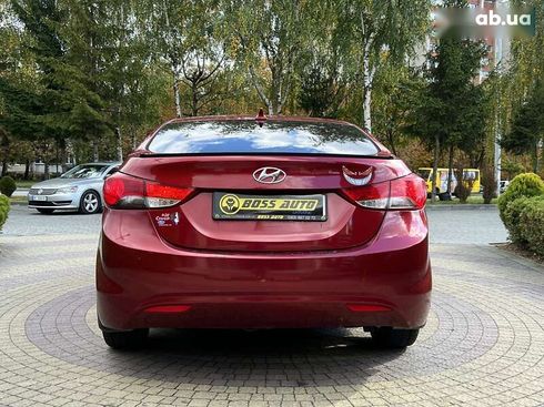 Hyundai Elantra 2013 - фото 6