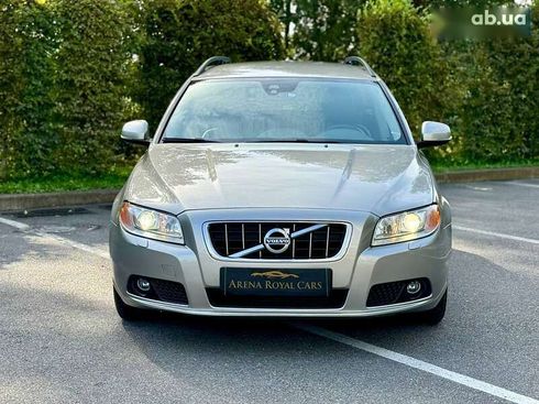 Volvo V70 2011 - фото 2