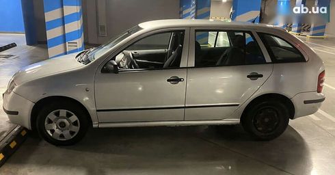 Skoda Fabia 2003 - фото 8