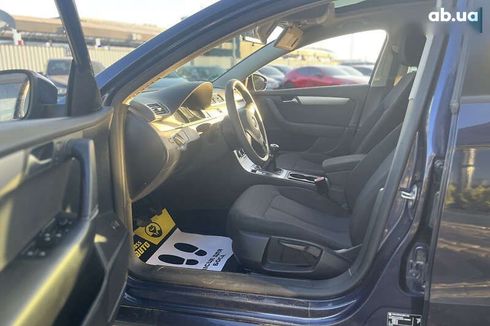 Volkswagen Passat 2012 - фото 12