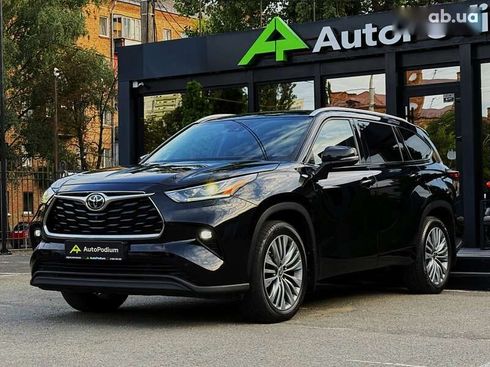 Toyota Highlander 2022 - фото 2
