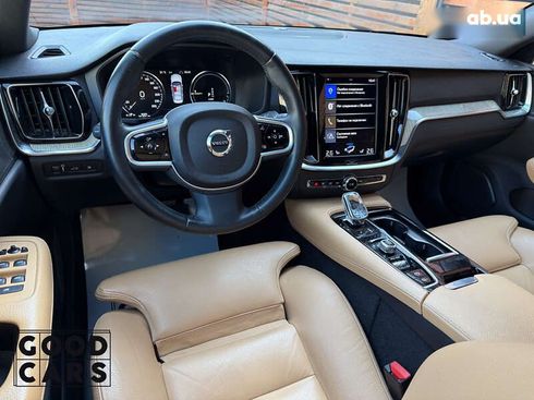 Volvo S60 2020 - фото 24
