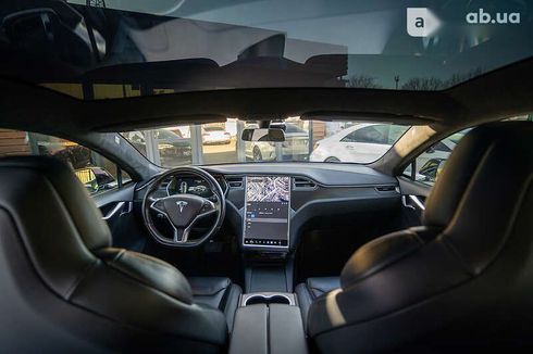 Tesla Model S 2017 - фото 29