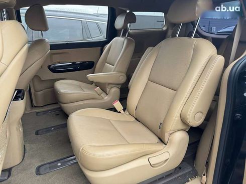 Kia Carnival 2019 - фото 13