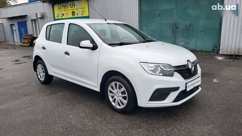 Renault Sandero 2020 - фото 7