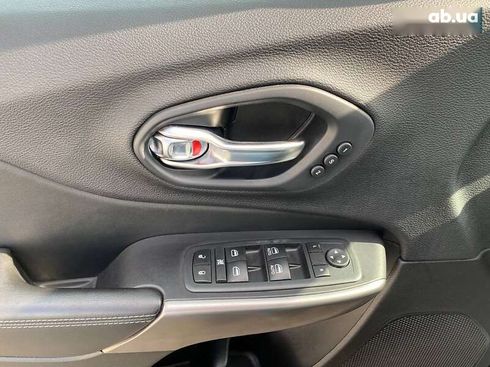 Jeep Cherokee 2019 - фото 11