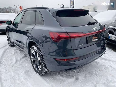 Audi E-Tron 2020 - фото 5