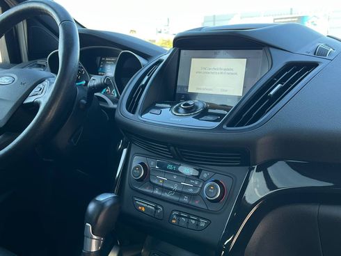 Ford Escape 2017 синий - фото 16