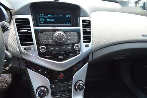 Chevrolet Cruze 2010 - фото 22