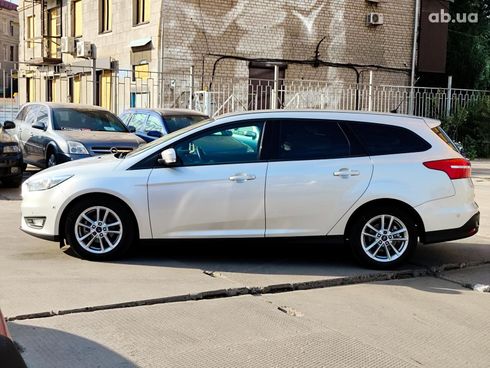 Ford Focus 2015 серый - фото 8