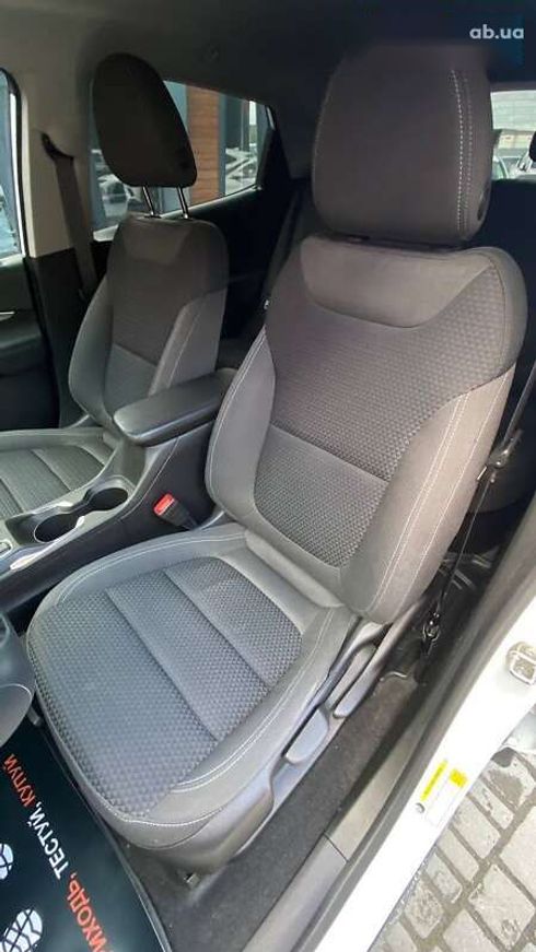 Chevrolet Bolt 2023 - фото 18