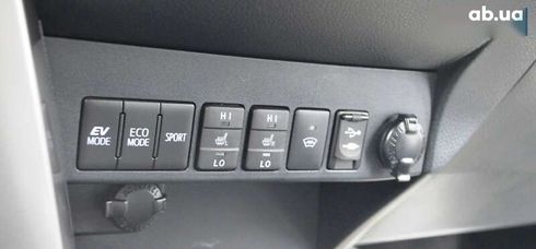 Toyota RAV4 2017 - фото 27