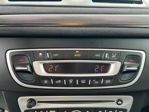 Renault Megane 2012 белый - фото 28