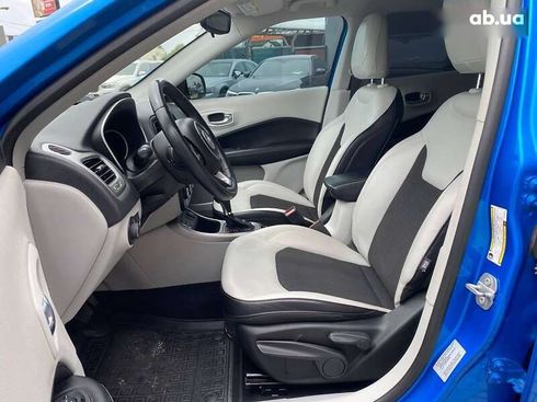 Jeep Compass 2017 - фото 18