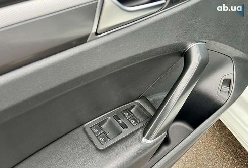Volkswagen Passat 2018 - фото 13