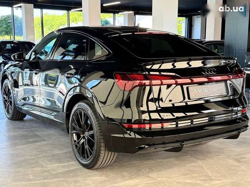 Audi E-Tron 2022 - фото 15