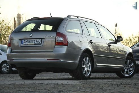 Skoda Octavia 2011 - фото 9