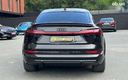 Audi E-Tron 2022 - фото 5
