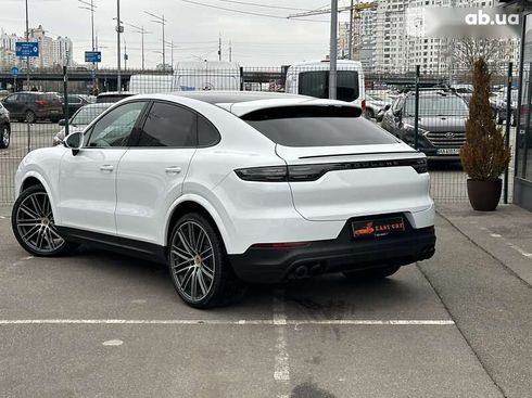 Porsche Cayenne Coupe 2019 - фото 24