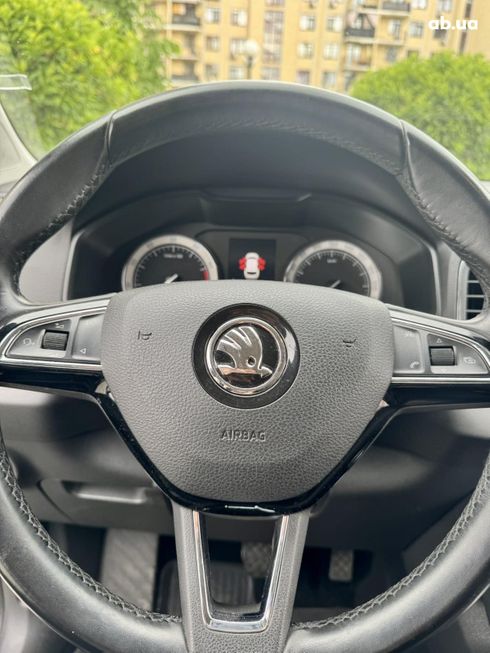 Skoda Karoq 2018 серый - фото 11