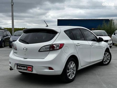 Mazda 3 2012 белый - фото 9