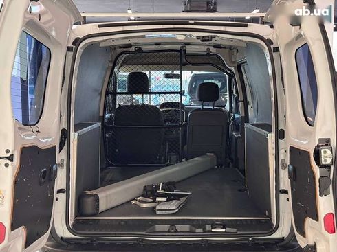 Renault Kangoo 2019 - фото 17