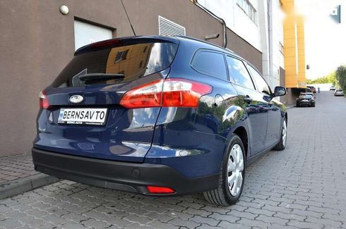 Ford Focus 2011 - фото 9