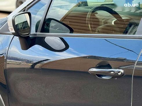 Renault Captur 2019 - фото 12