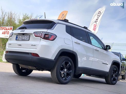 Jeep Compass 2018 - фото 14