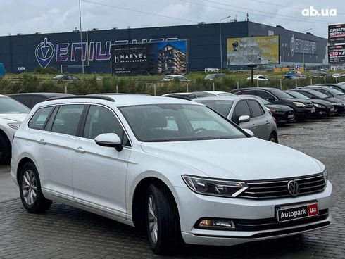 Volkswagen passat b8 2017 белый - фото 3