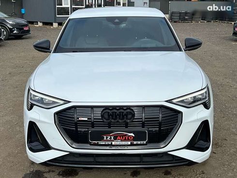 Audi E-Tron 2022 - фото 3