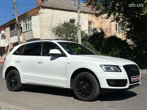 Audi Q5 2010 белый - фото 14