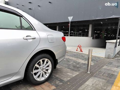 Toyota Corolla 2009 - фото 6