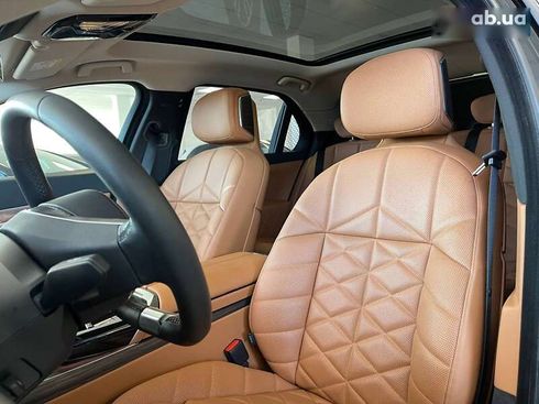 BMW i7 2023 - фото 11