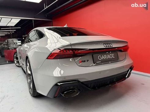 Audi RS7 2025 - фото 24