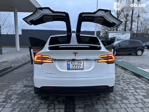 Tesla Model X 2016 - фото 22