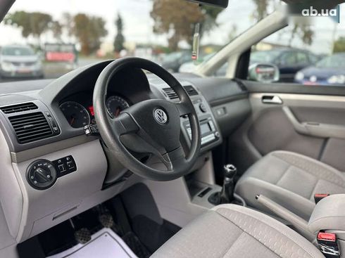 Volkswagen Touran 2007 - фото 26