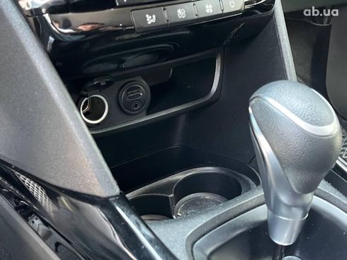Peugeot 2008 2018 серый - фото 19